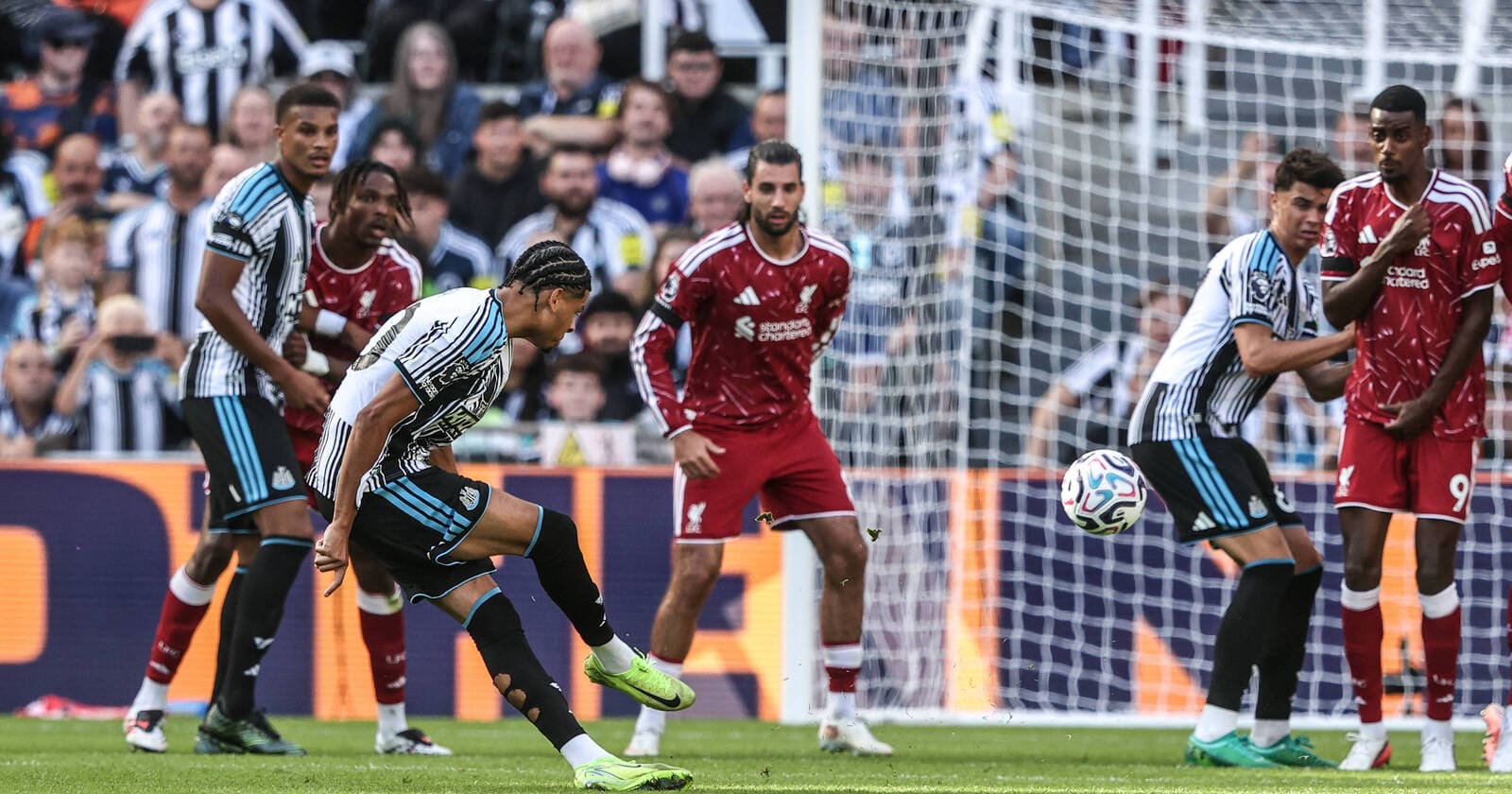 Szoboszlai reddede Liverpool i det 99. minut i dramatisk Premier League-åbning